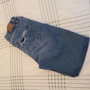 American eagle mom jeans